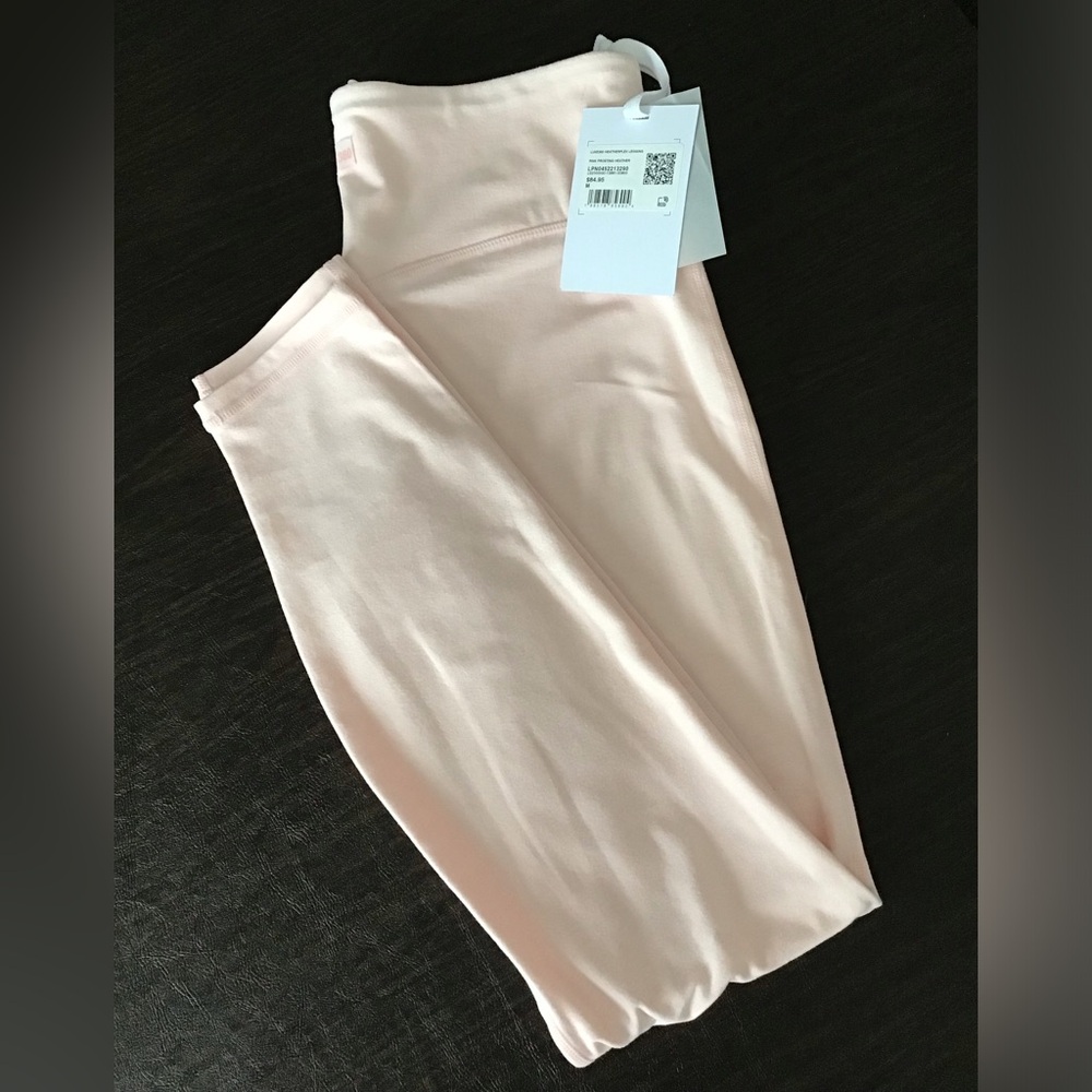 NWT FABLETICS LUXE360 Leggings - Super soft!